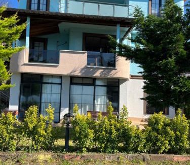 Yesilyali Apartamento | Seyran Seaside - 1-middle floor