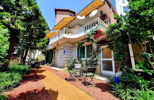 Seongbuk-dong Casa | SG Tailored Service Home near Metro