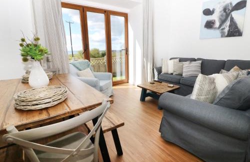 Chwilog Casa | Sgubor