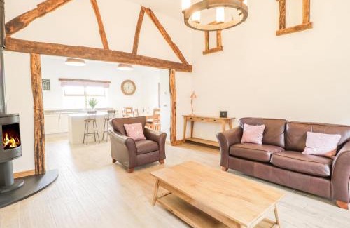 Cwmtirmynach Casa | Sgubor