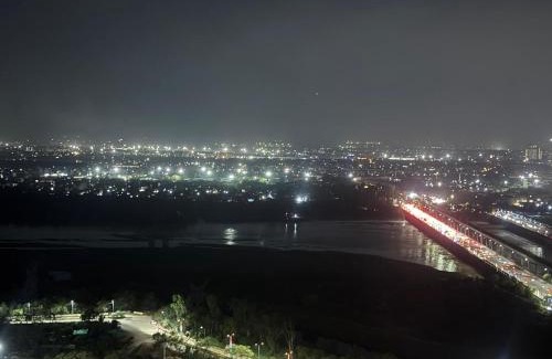 Noida Apartamento | SH Villa Supernova Spira Tower