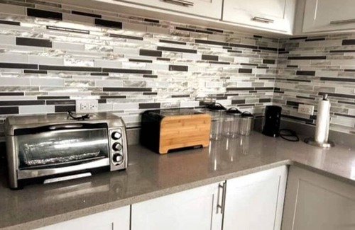 Rock Hall Casa | Sha-Dow Villa by the Airport 2 BR