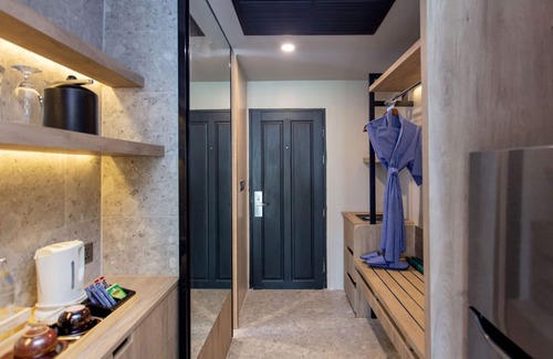 Khuekkhak Complejo | Habitación grande + cama King + jacuzzi junto al mar (S07)
