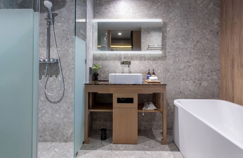 Khuekkhak Hotel | Habitación con acceso a la piscina con terraza privada (P04)