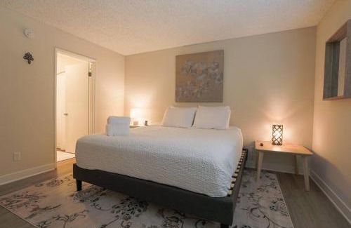 Ivey Ranch - Rancho Del Oro Apartamento | Shabby Chic Oceanside King & 2 Queen bed Pool GYM