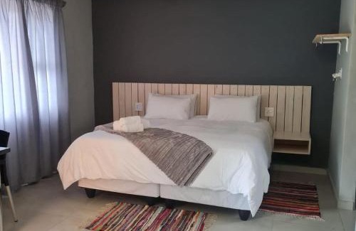 Phalaborwa Casa | Shabi's Guest Lodge
