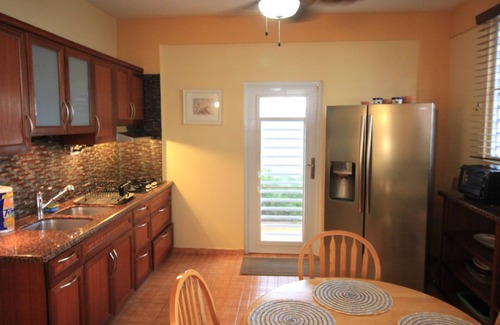 Aguacate Casa | Shacks Beach Perfect 2 Bedroom Tropical Vacation Paradise