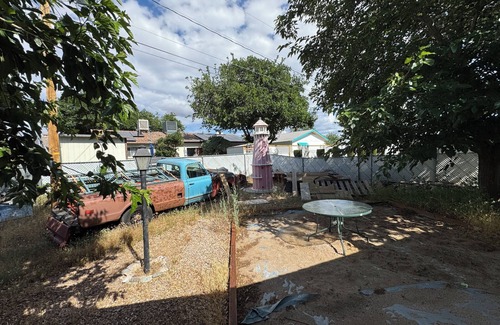 Kingman Casa | Shaded 2 bedrooms of a 3-bedroom house with WiFi, AC Less than a mile from Rt 66