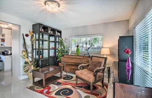 Croissant Park Casa | Shady and Eclectic Fort Lauderdale Dwelling with Yard!