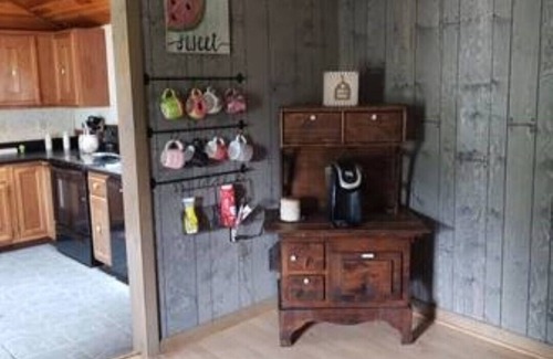 Summerlee Casa | Shady Lane Oasis in Fayetteville