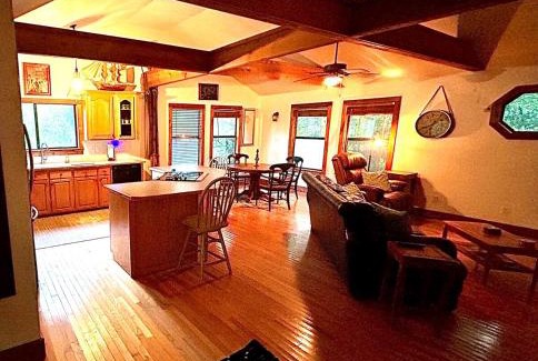 Covington Casa | Shady Pines Cabin