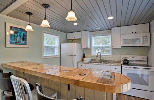 Shallotte Apartamento | NUEVO-Estudio con ducha al aire libre a 10 minutos de Sunset Beach
