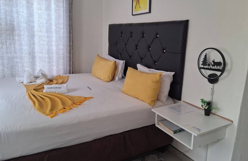 Kasane Casa | Shalakwe Hills-Inn Guesthouse