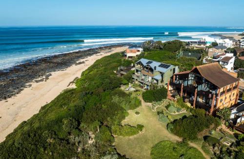 Jeffreys Bay Casa | Shaloha Guesthouse on Supertubes