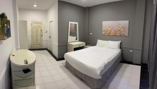 Chaweng City Center Hotel | Shalom Center chaweng Samui