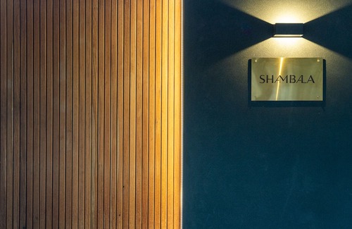 Glenning Valley Casa | Shambala Rainforest Haven: Luxe Resort Escape