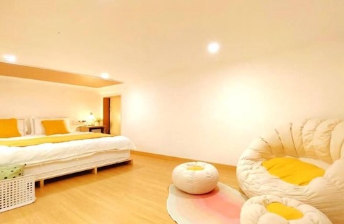 Huaihai Road Commercial Area Casa | Shanghai Hills&Aromahome UrbanLuxe