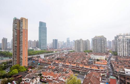 Downtown Shanghai Apartamento | Shanghai Hills&Serendipity Coloured Glaze Family Homestay with 2 Bedrooms Near Line1&2 People Square
