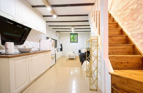 Jing'an Casa | Shanghai Hills&Well-time Scandi Loft