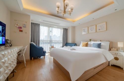 Yangpu Apartamento | Shanghai Jubelle Boutique Apartment - Subway Lines 8-10-18 - Direct access to the Bund - Free fridge, washing machine, kitchen - Free luggage storage and package collection services