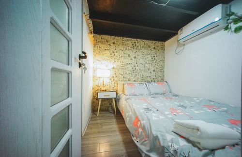 Downtown Shanghai Casa | Shanghai Rainbow No.35