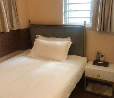 Jordan Hotel | Shanghai Red
