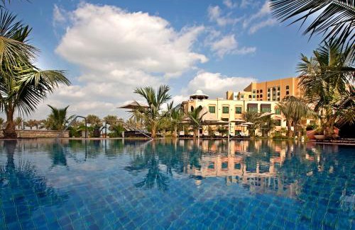 Al Maqta Apartamento | Shangri-La Hotel Apartments Qaryat Al Beri