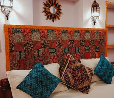 Amar Sagar Pol Hotel | Shanti Home