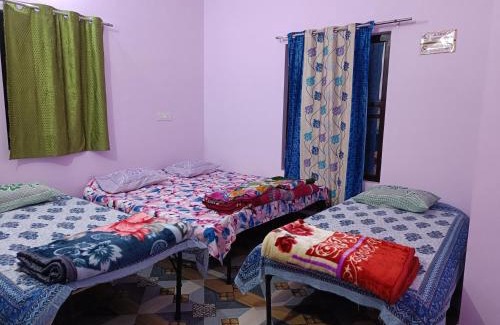 Haldwani Cabina | Shanti Rental And Dormitory