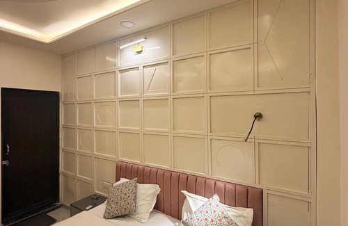 Mansarovar Hotel | Shanti Vilas Hotel