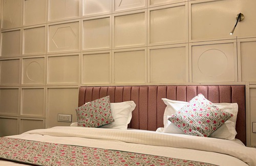 Mansarovar Hotel | Shanti Vilas Hotel