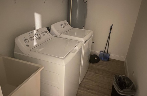 Tavares Condominio | Shantiniketan I 11 / 2811 / 50 minute to Disney 2 miles to down town Tavares