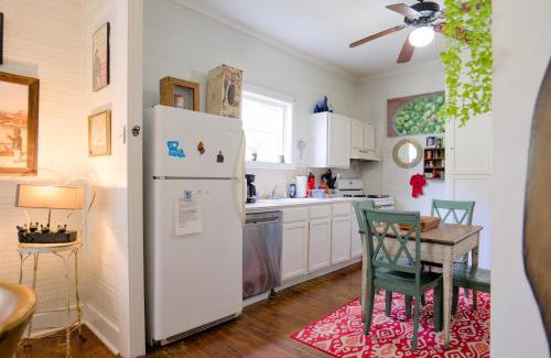 Natchez Casa | Shanty Bellum Too - 2b1b, Washer & Dryer, Full Kitchen
