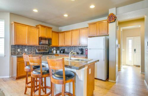 Dupont Casa | Shared Backyard Aurora Family Home