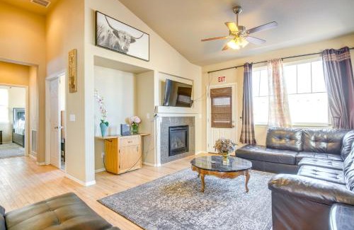 Dupont Casa | Shared Backyard Aurora Family Home