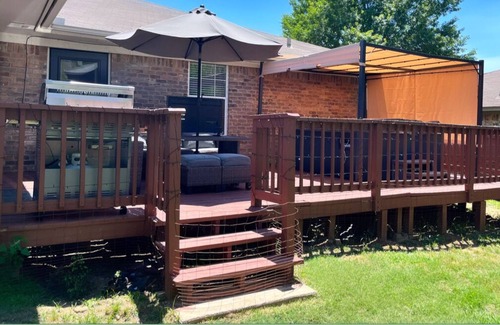 Bedford Casa | Shared (I live here) remodeled home with private bedroom + bathroom near airport