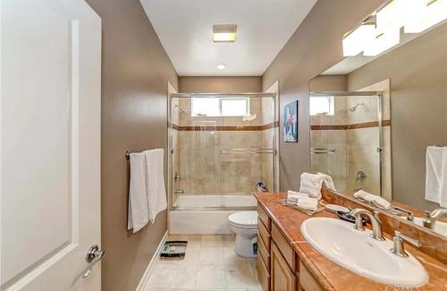 South Redondo Casa | Shared Luxury Beach house in Redondo Beach. Private 2 Bedrooms/Bath