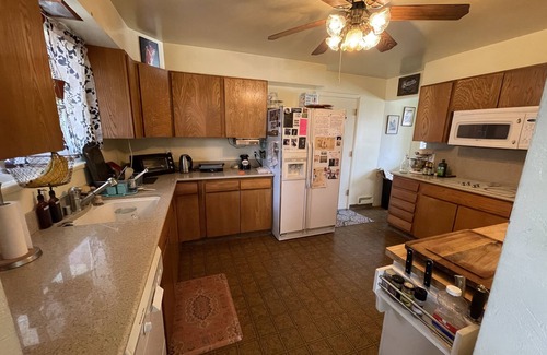 Old Southwest Casa | Shared Space, Quiet neighborhood, large yard, 20 minute walk to the river.