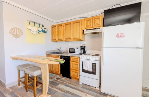 Port Aransas Hotel | Shark Reef Resort Motel & Cottages