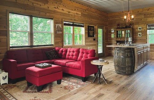 Golconda Otro | Shawnee - Farmhouse on 20 acres: Beautiful Views & Hot Tub!!