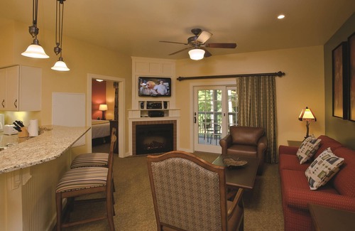 East Stroudsburg Complejo | Shawnee on Delaware, Pensilvania: 2BR Resort Pool, Caminata, bicicleta, esquí, cerca de atracciones de pescado