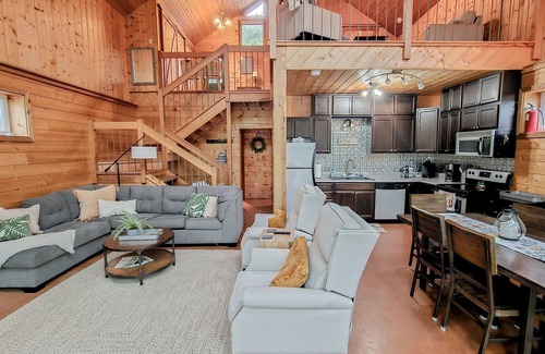 Marion Casa | Shawnee Overlook - Lakefront Home on Lake Egypt