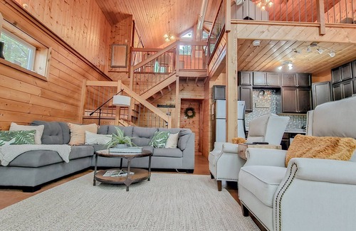 Marion Casa | Shawnee Overlook - Lakefront Home on Lake Egypt