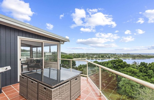 East Ballina Casa | Shaws View - Spectacular Bay Views