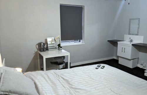 Stourbridge Apartamento | Shayan Studio Flats Stourbridge
