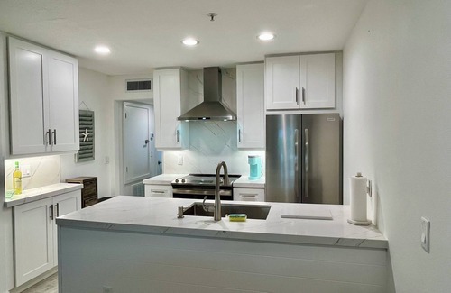 Placida Condominio | 🐚 "Ella vende conchas marinas" 🐚 VISTA AL GOLFO Carro de golf Ferry gratis Resbalón para barco de la piscina climatizada
