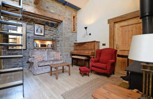 Lothersdale Casa | Shed End, in 18th century Lothersdale Mill BD20 8EN