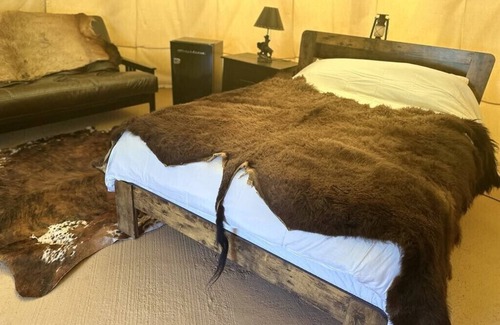 Cameron Cabina | Sheep Creek Ranch Wild Horse Luxury Glamping Tipi