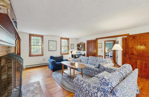 Brewster Casa | Sheep Pond Bow House