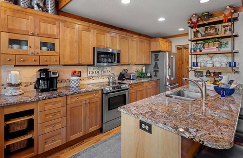 Lake Lure Cabina | Sheepnose Valley - On Golf Course at Rumbling Bald Resort - Mr Lake Lure Vacation Rentals